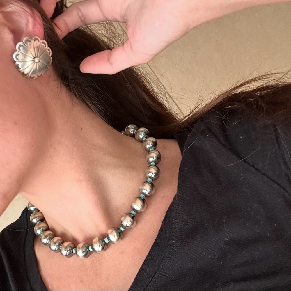 Navajo pearl necklace